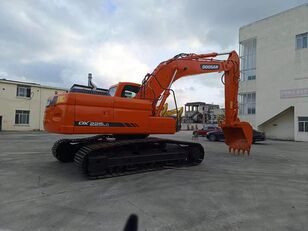 Doosan DX225 excavadora de cadenas