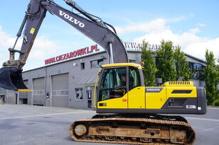Volvo Crawler excavator EC220 DL  excavadora de cadenas