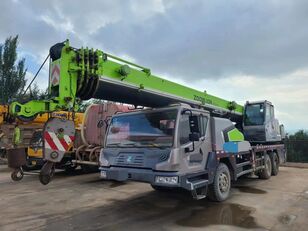 Zoomlion truck crane 25 tons  grúa móvil