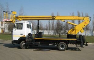 MAZ  4371Р2-441-001 plataforma sobre camión