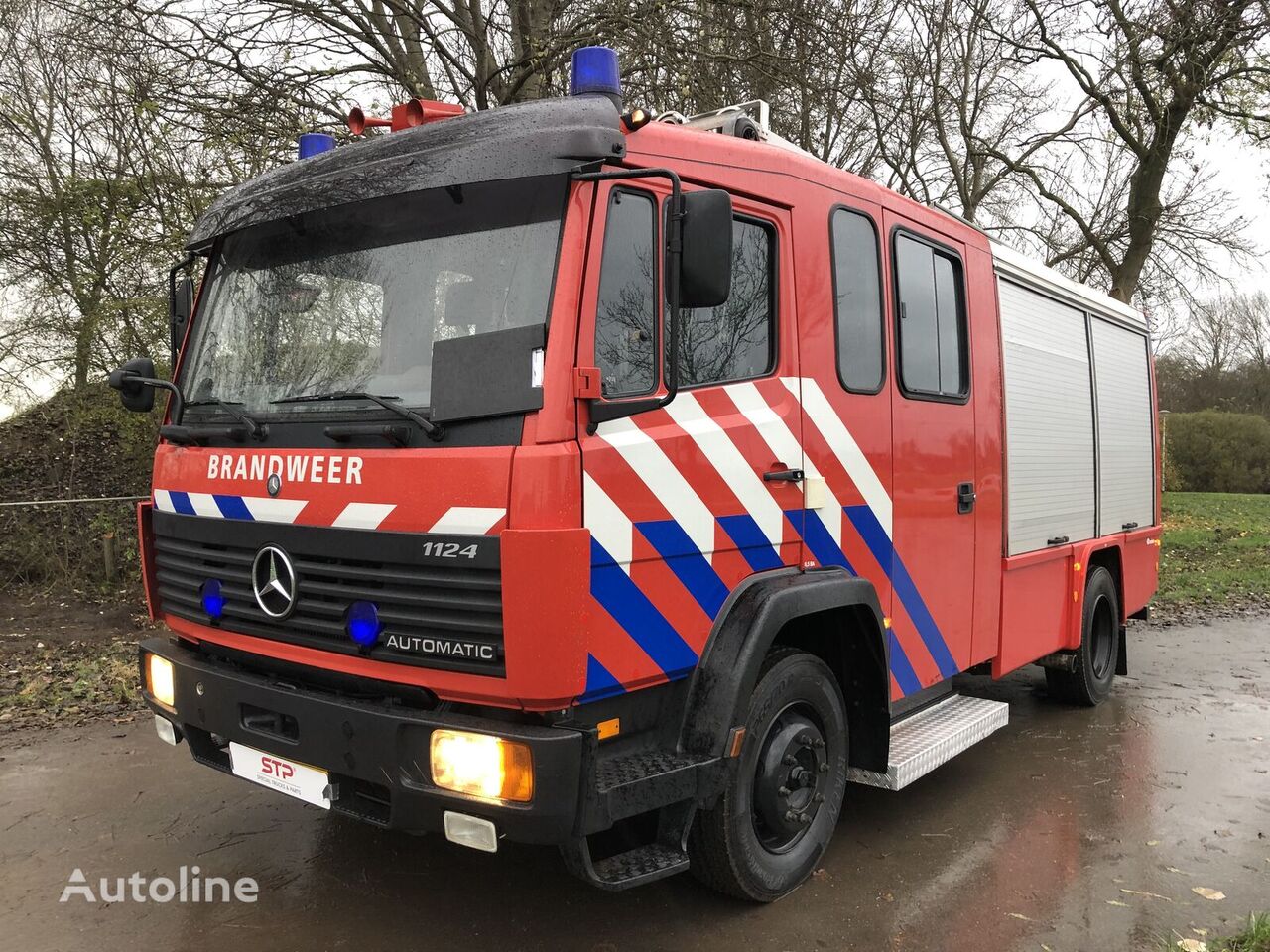 MERCEDES-BENZ 1124 F Rosenbauer camión de bomberos